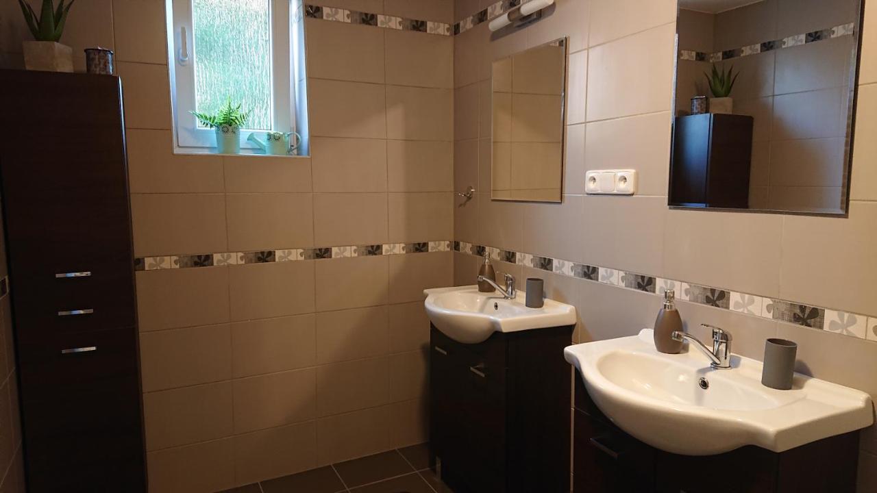 Privat 347 Apartment โบรว์โมฟ ภายนอก รูปภาพ